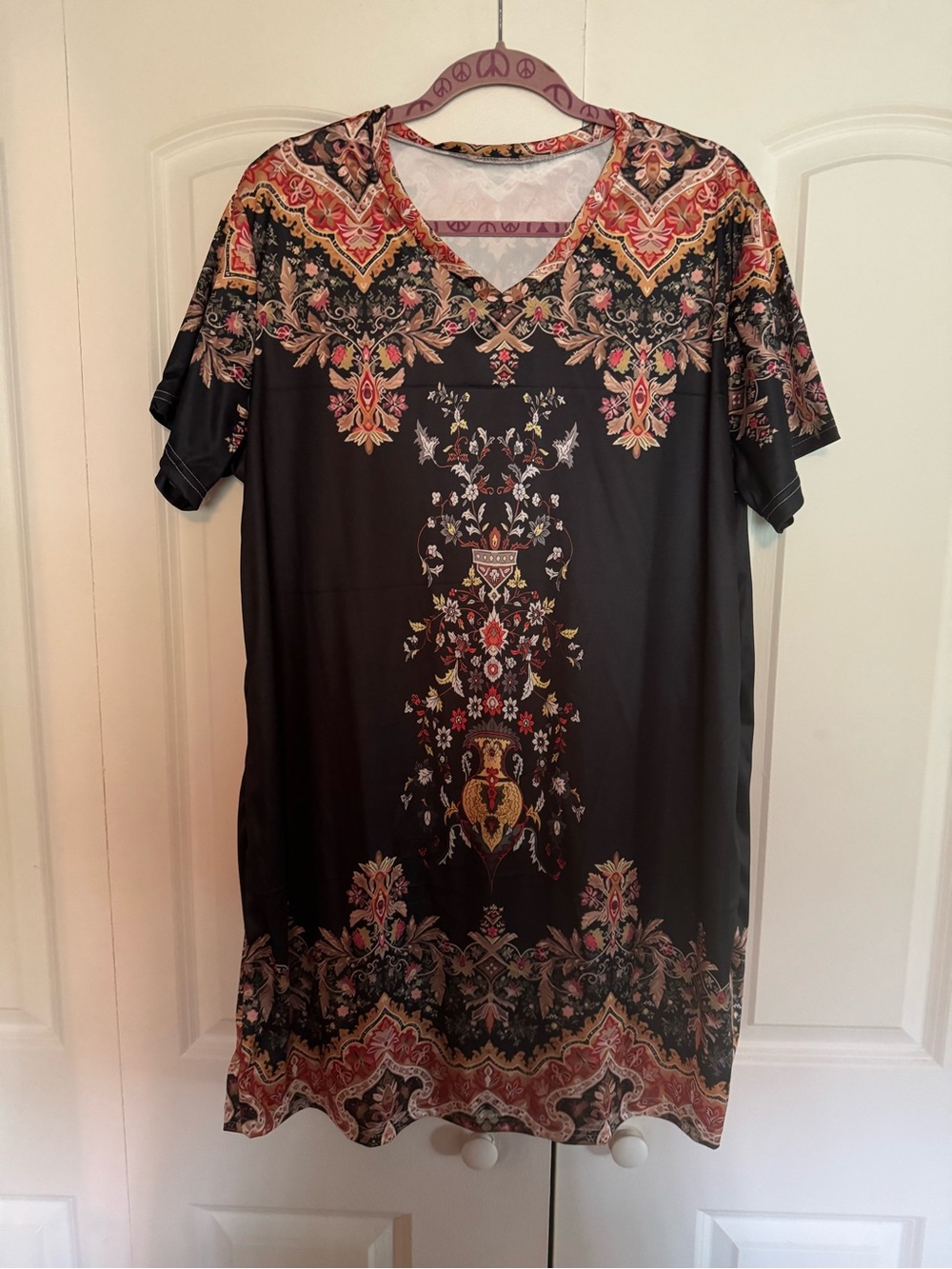 Black V-Neck Boho Floral Tunic Top